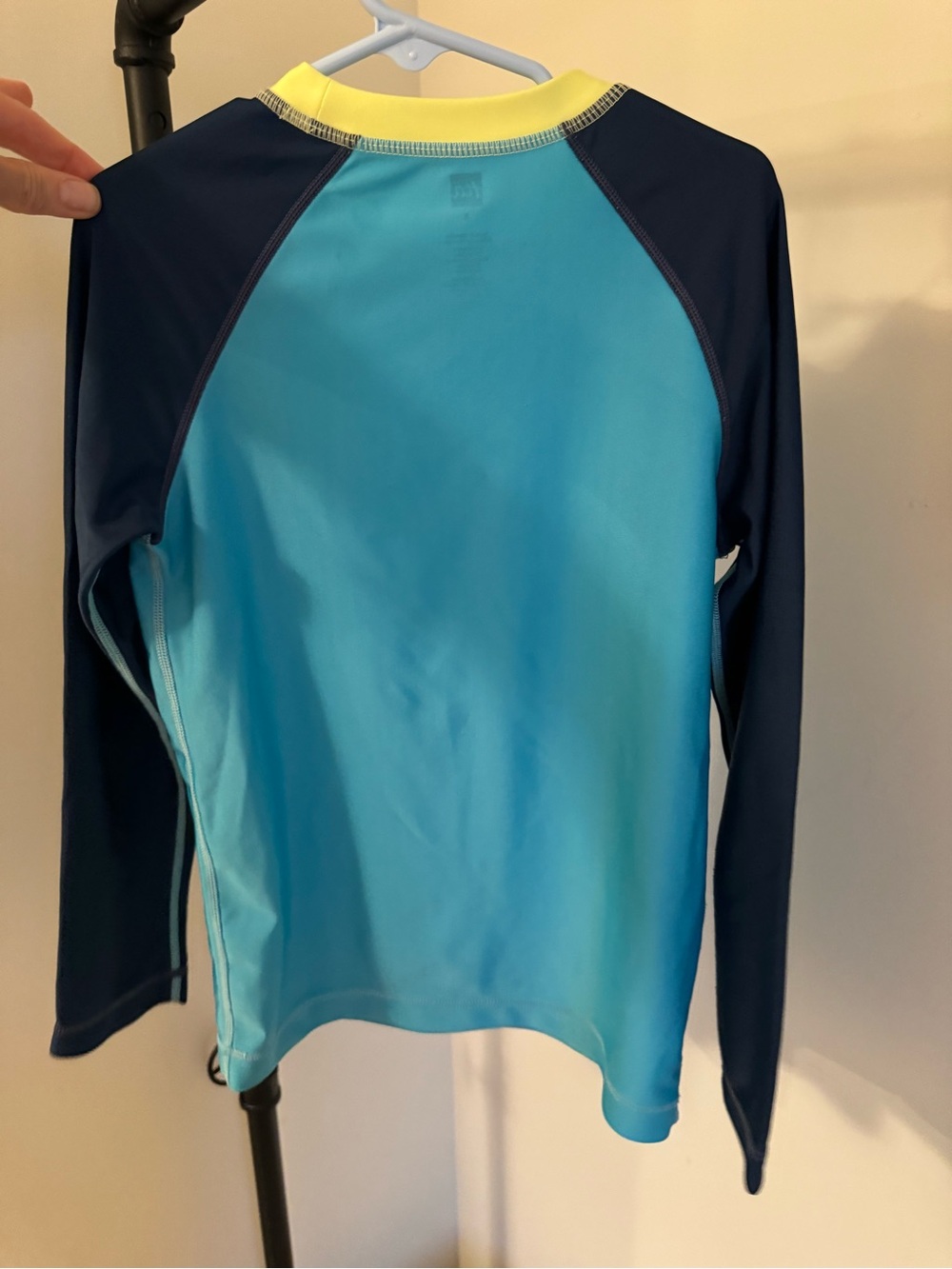 Tea Collection Blue, Navy & Yellow Kids Rash Guard - Picture 3 of 3